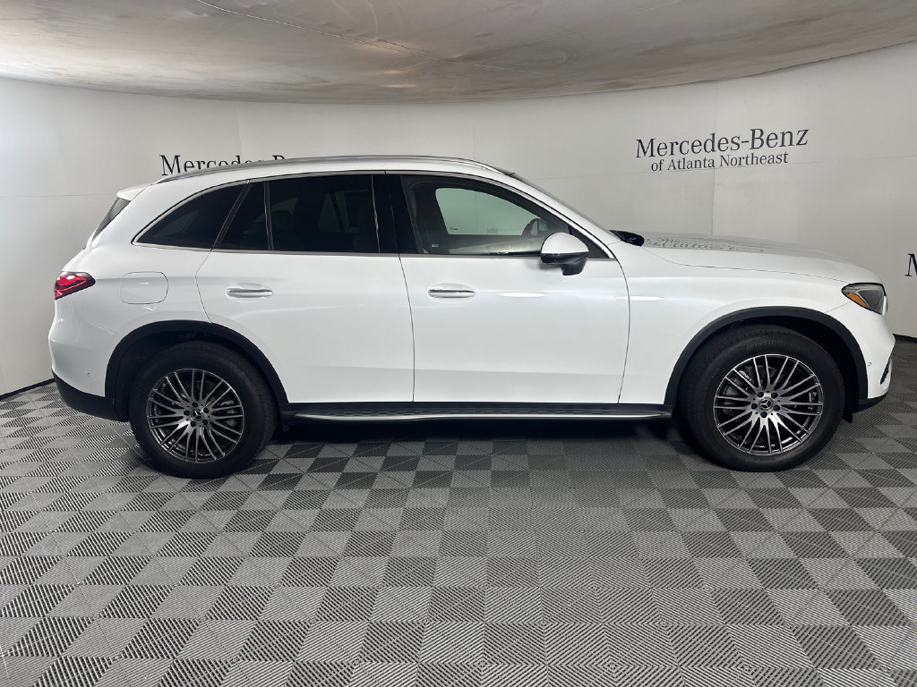 Certified 2026 Mercedes-Benz GLC 300 image 8