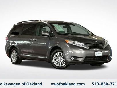 Used 2017 Toyota Sienna XLE