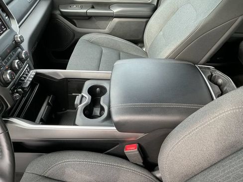 Used 2020 RAM 1500 Big Horn RWD image 24