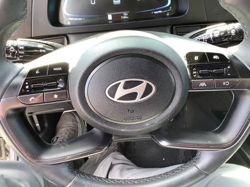 Used 2025 Hyundai Elantra Sport FWD image 39