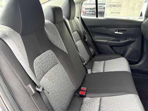 New 2026 Nissan Sentra SR w/ SR Premium Package FWD image 12