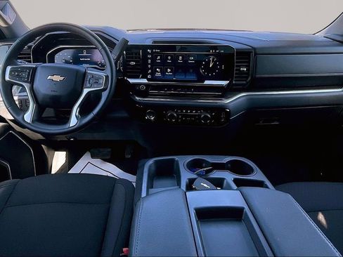 Used 2023 Chevrolet Silverado 1500 LT image 8