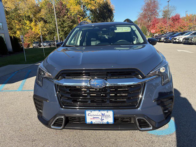 Used 2024 Subaru Ascent Touring AWD/4WD image 3