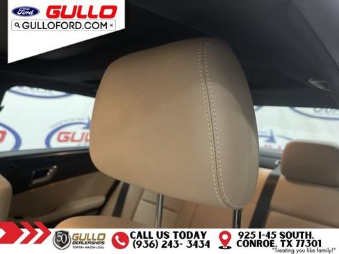 Used 2010 Mercedes-Benz E 350 Sedan image 17