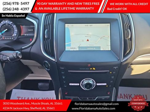 Used 2019 Ford Edge Titanium image 13