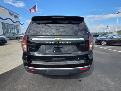 Used 2023 Chevrolet Suburban LT AWD/4WD image 4