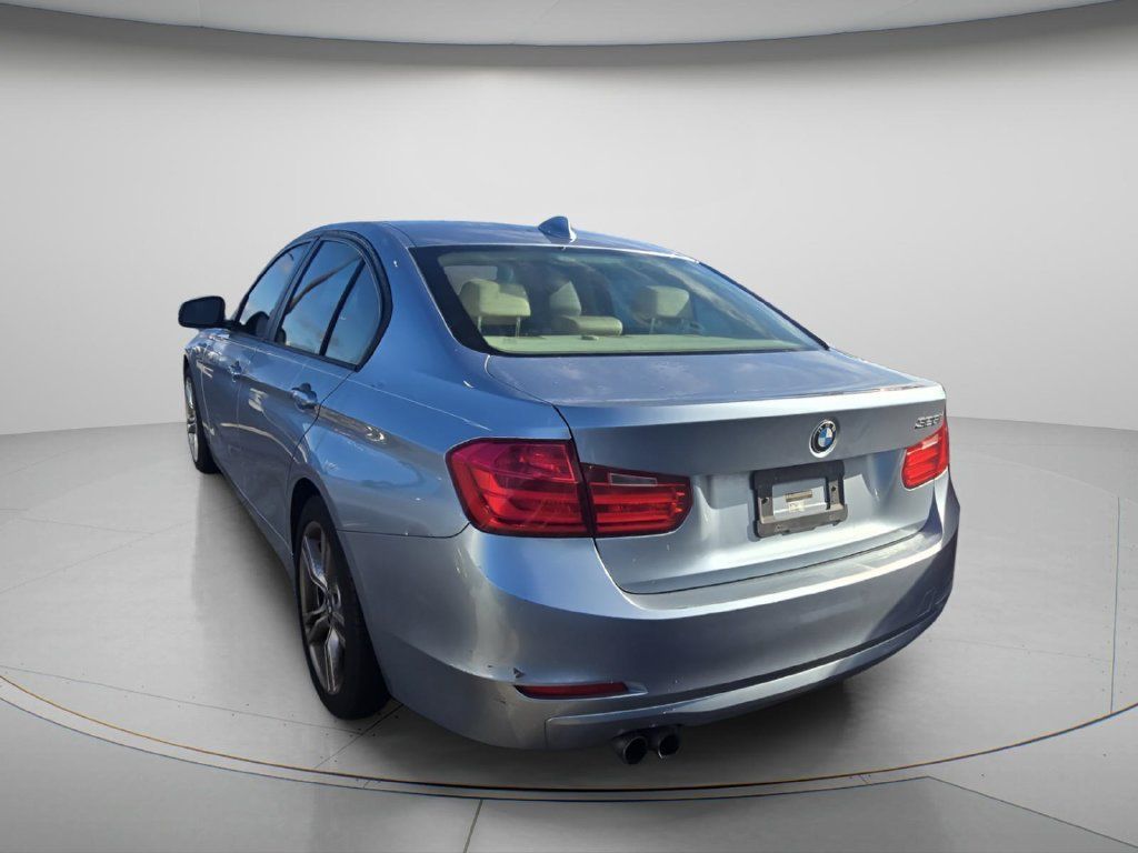 Used 2015 BMW 328i Sedan RWD image 4