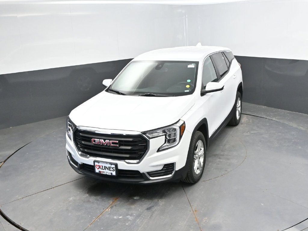 Used 2024 GMC Terrain SLE AWD/4WD image 26