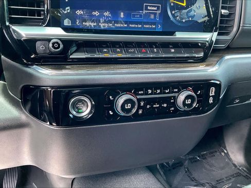 Used 2023 Chevrolet Silverado 1500 LT RWD image 31