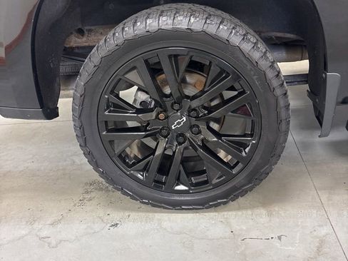 Used 2021 Chevrolet Silverado 1500 High Country w/ Z71 Off-Road Package AWD/4WD image 35