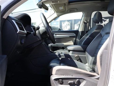 Used 2021 Volkswagen Atlas SEL Premium AWD/4WD image 14