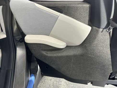 Used 2017 BMW i3 w/ Range Extender image 33