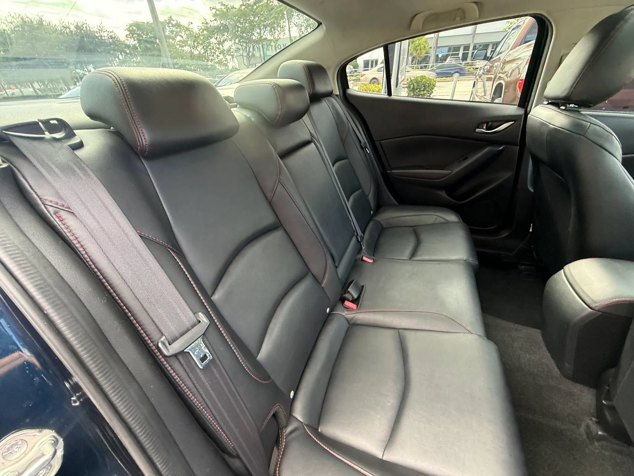 Used 2016 MAZDA MAZDA3 s Touring FWD image 33