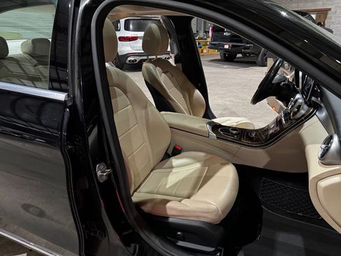 Used 2017 Mercedes-Benz C 300 4MATIC Sedan w/ Premium 1 Package image 27