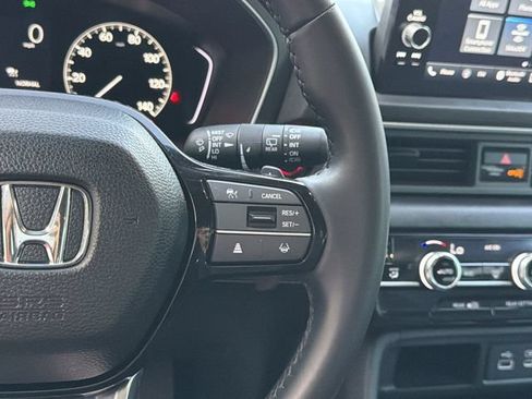 Used 2025 Honda Pilot EX-L image 25