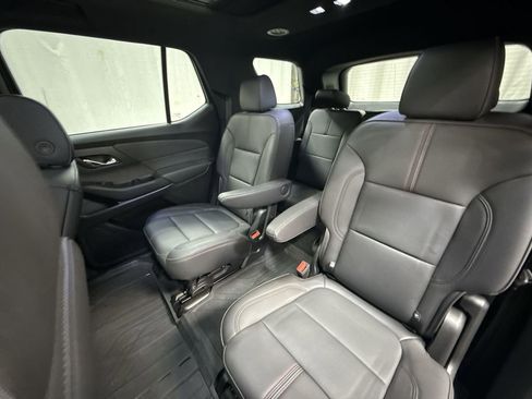Certified 2023 Chevrolet Traverse RS w/ LPO, Floor Liner Package image 26