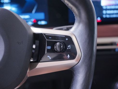 Used 2023 BMW iX xDrive50 w/ Sport Package image 19