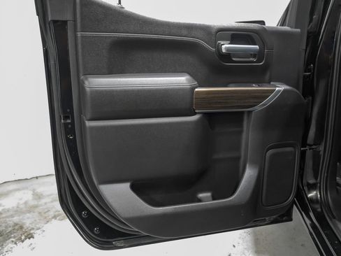 Used 2021 Chevrolet Silverado 1500 LT Trail Boss w/ Convenience Package II image 45