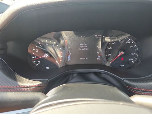 Used 2025 Jeep Compass Trailhawk AWD/4WD image 31