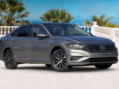 Used 2021 Volkswagen Jetta SE w/ SE Cold Weather Package