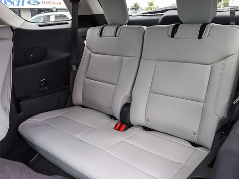 New 2026 Ford Explorer Platinum w/ LUX Leather Package AWD/4WD image 29