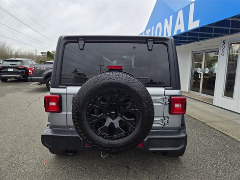 Used 2018 Jeep Wrangler Sport w/ Quick Order Package 23S image 6