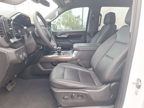 Used 2024 Chevrolet Silverado 1500 RST w/ Convenience Package II image 21