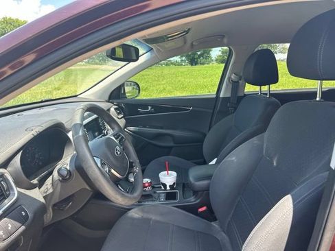 Used 2020 Kia Sorento LX AWD/4WD image 12