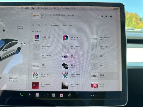 Used 2020 Tesla Model 3 Standard Range Plus image 18