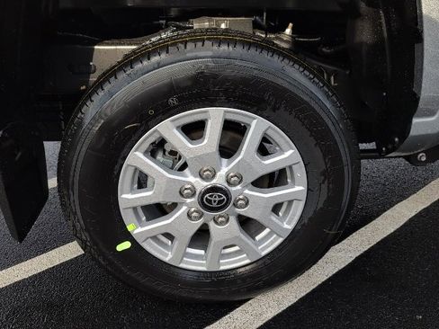 New 2025 Toyota Tacoma SR5 image 6