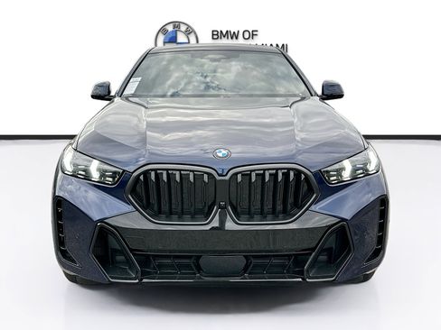 New 2026 BMW X6 xDrive40i w/ Executive Package image 2