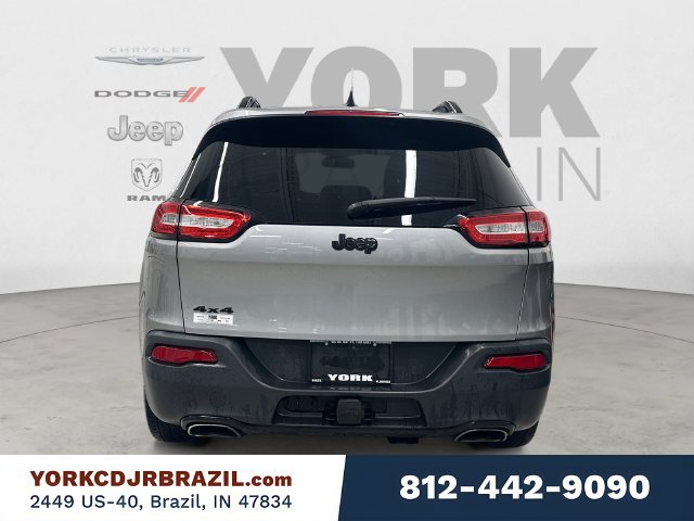 Used 2017 Jeep Cherokee Sport AWD/4WD image 4
