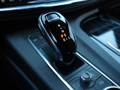 Used 2021 Cadillac Escalade Sport w/ Driver Assist Tech Package image 14