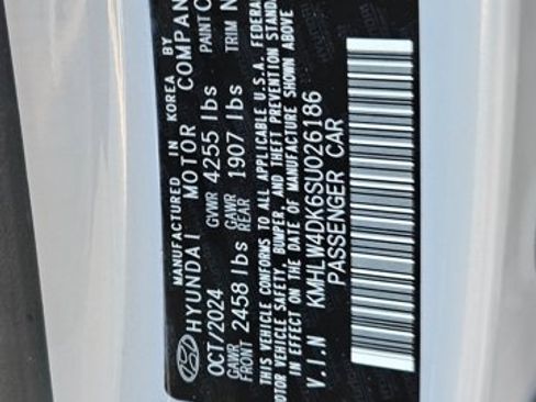 Used 2025 Hyundai Elantra N FWD image 19