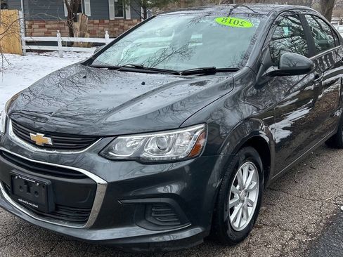 Used 2018 Chevrolet Sonic LT image 1