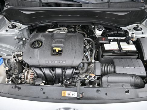 Used 2021 Kia Seltos LX AWD/4WD image 15
