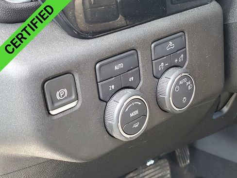 Used 2024 Chevrolet Silverado 1500 LT image 35