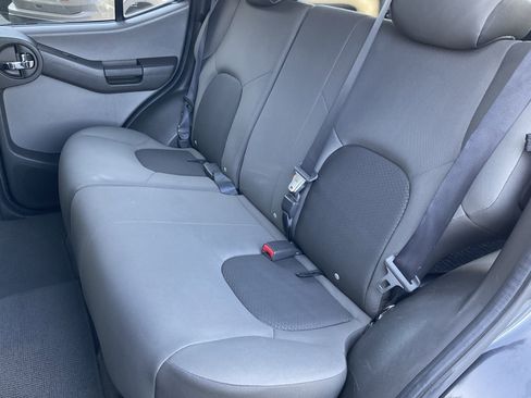 Used 2010 Nissan Xterra S AWD/4WD image 34