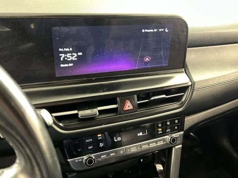 Used 2024 Kia Seltos EX image 17