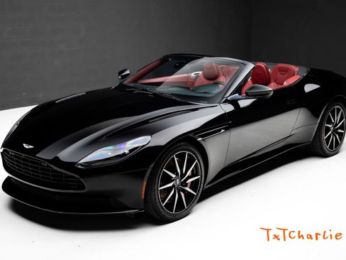 Used 2019 Aston Martin DB11 Volante RWD image 1