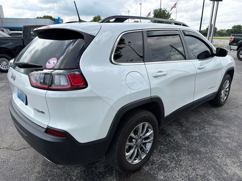 Used 2022 Jeep Cherokee Latitude Lux w/ Sun & Sound Group AWD/4WD image 3