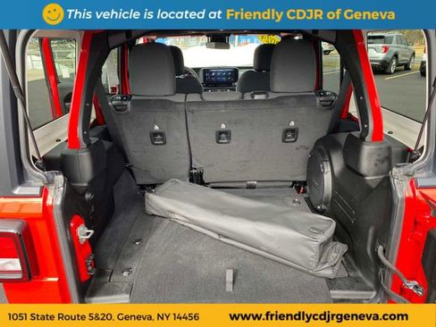 Used 2024 Jeep Wrangler Unlimited Sport AWD/4WD image 13