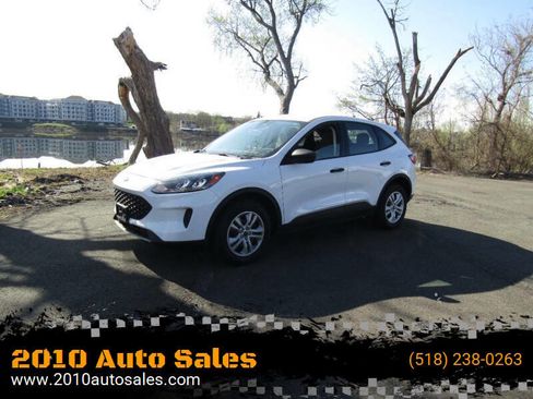 Used 2022 Ford Escape S AWD/4WD image 1