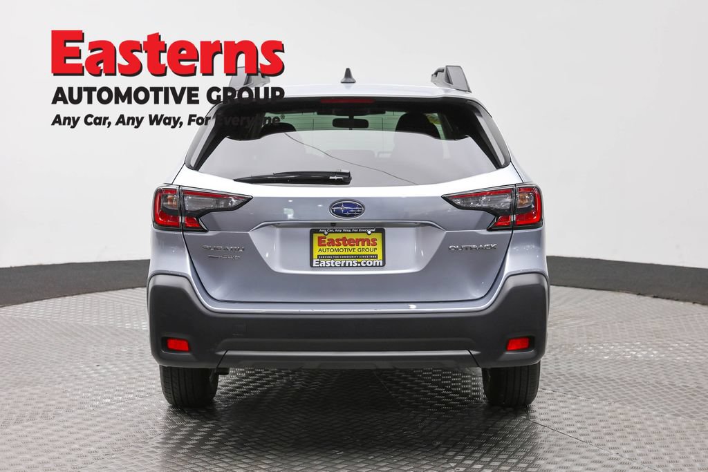 Used 2025 Subaru Outback Premium AWD/4WD image 7