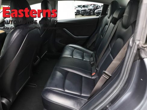 Used 2018 Tesla Model 3 Long Range RWD image 18