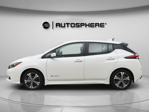 Used 2018 Nissan Leaf SV image 5