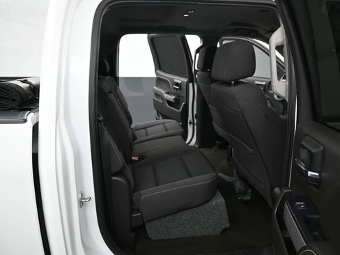 Used 2018 Chevrolet Silverado 1500 LT w/ All Star Edition image 28