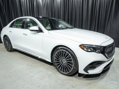 New 2026 Mercedes-Benz E 350 Sedan image 3