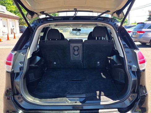 Used 2015 Nissan Rogue SV w/ SV Premium Package AWD/4WD image 25