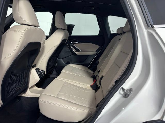 Used 2023 BMW X1 xDrive28i w/ Convenience Package AWD/4WD image 19